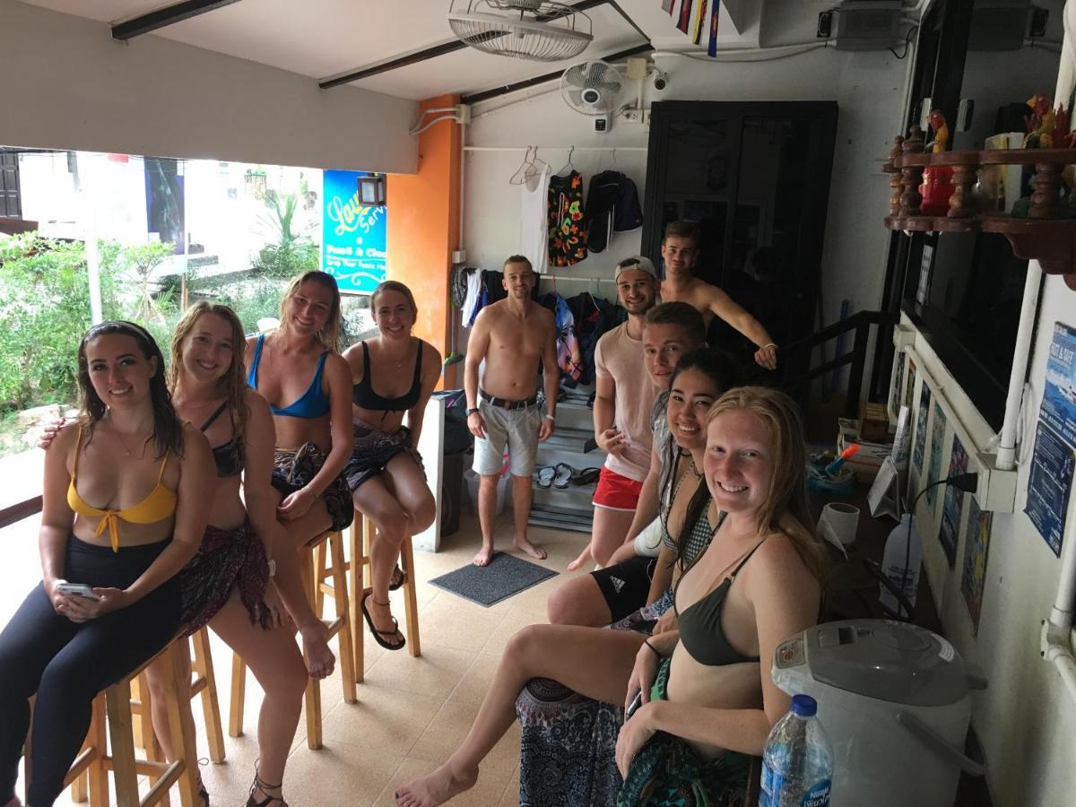Voyagers Hostel Phi Phi-øyene Eksteriør bilde