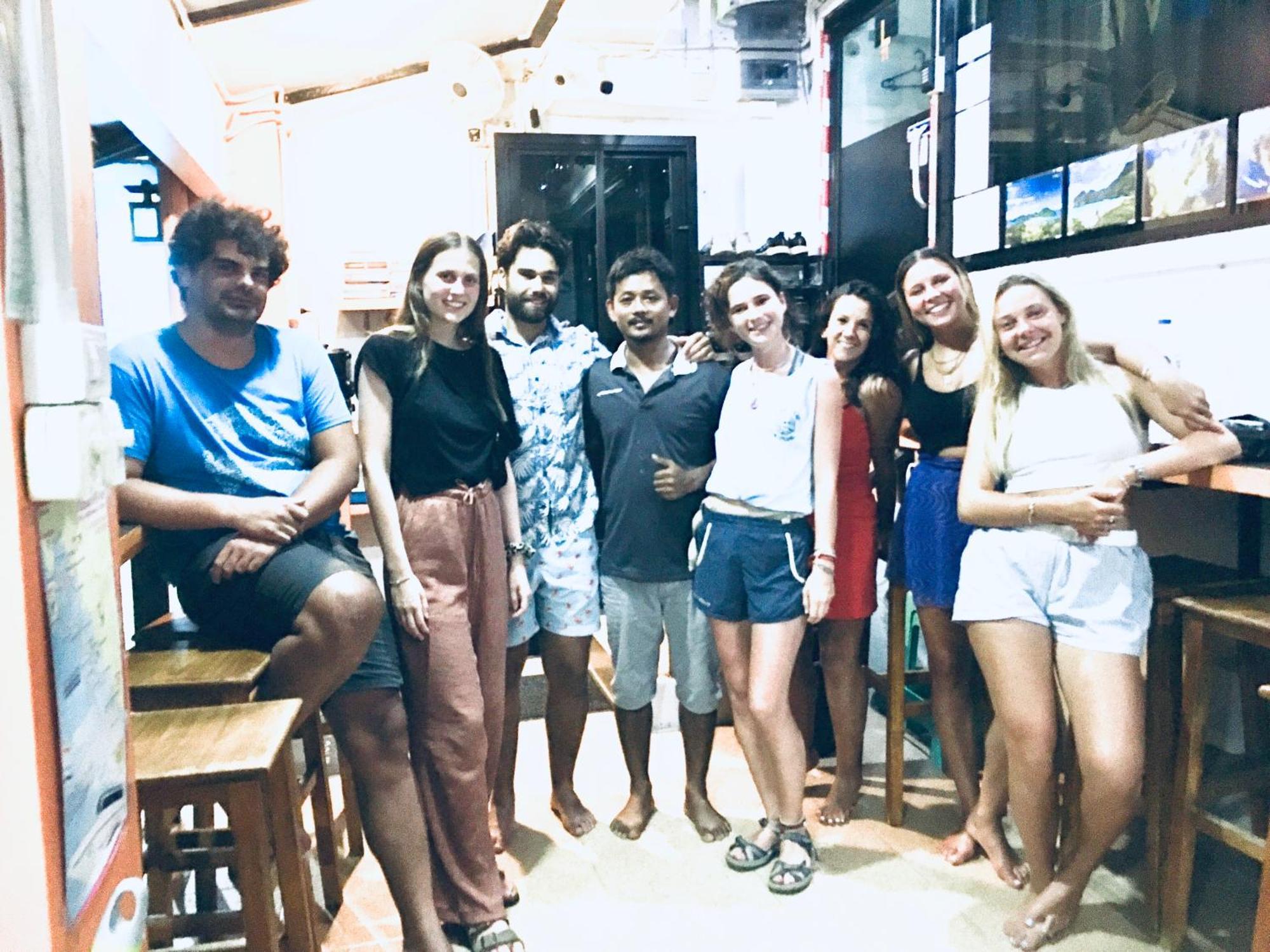 Voyagers Hostel Phi Phi-øyene Eksteriør bilde
